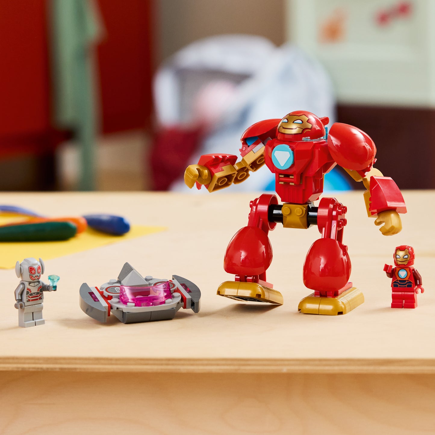 LEGO Marvel: Iron Man and His Awesome Friends Ultron vs Iron Man (11209)