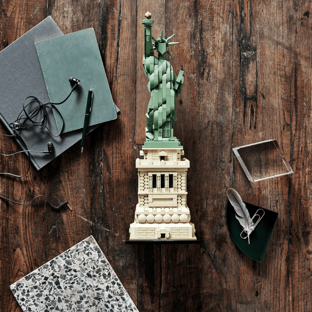 LEGO Architecture: Statue of Liberty (21042)