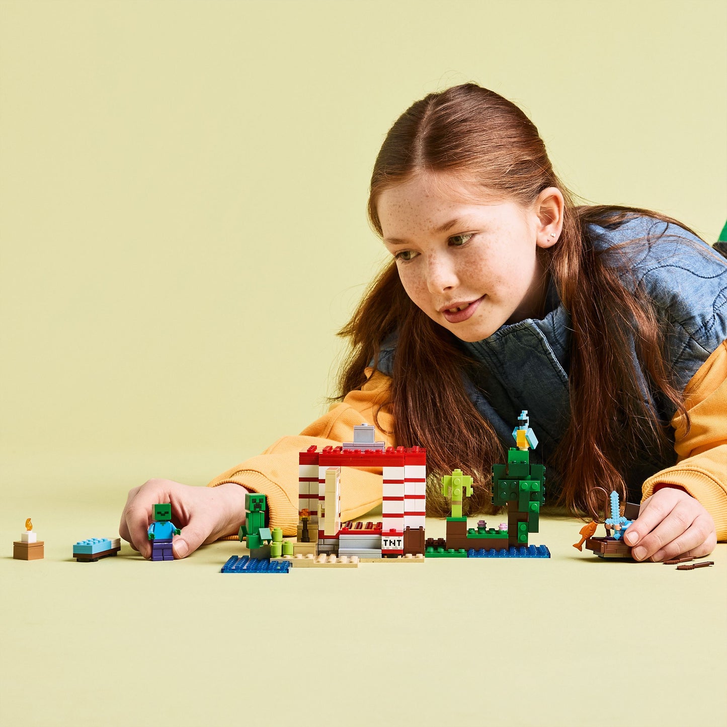 LEGO Minecraft: The TNT Jungle House (21275)