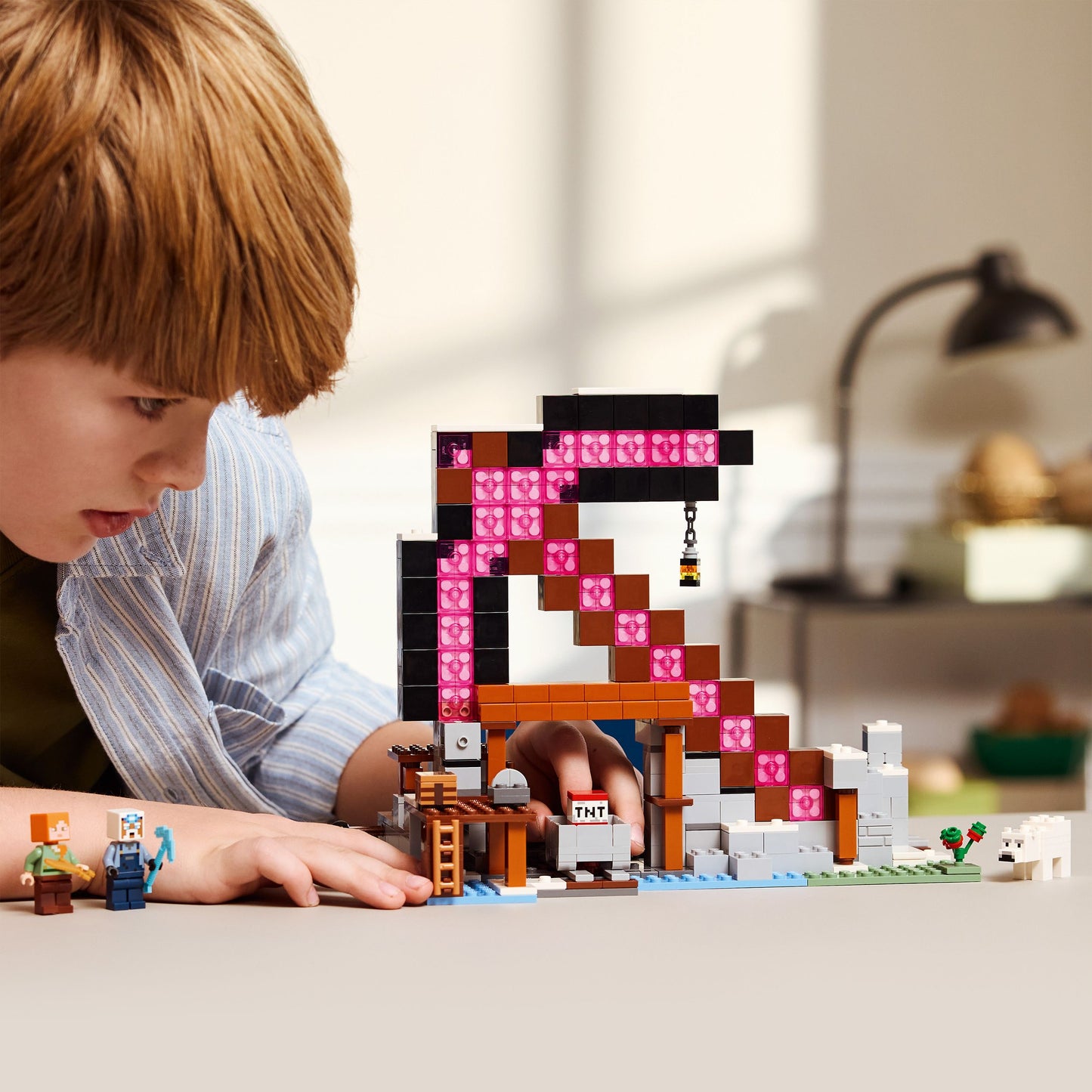 LEGO Minecraft: The Pickaxe Mine (21277)