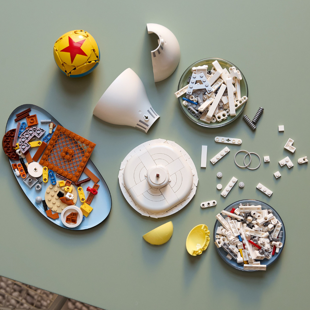LEGO Ideas: Disney Pixar Luxo Jr. (21357)