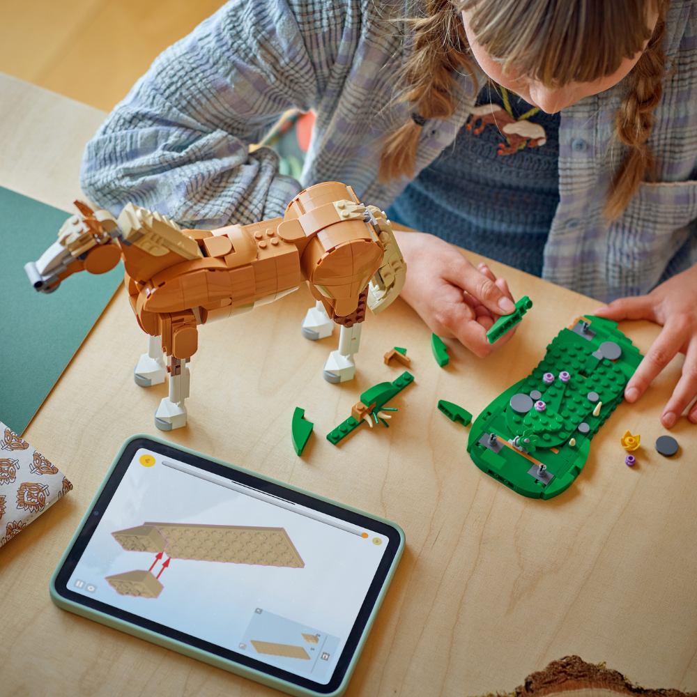 LEGO Creator: 3-in-1 Beautiful Horse (31166)