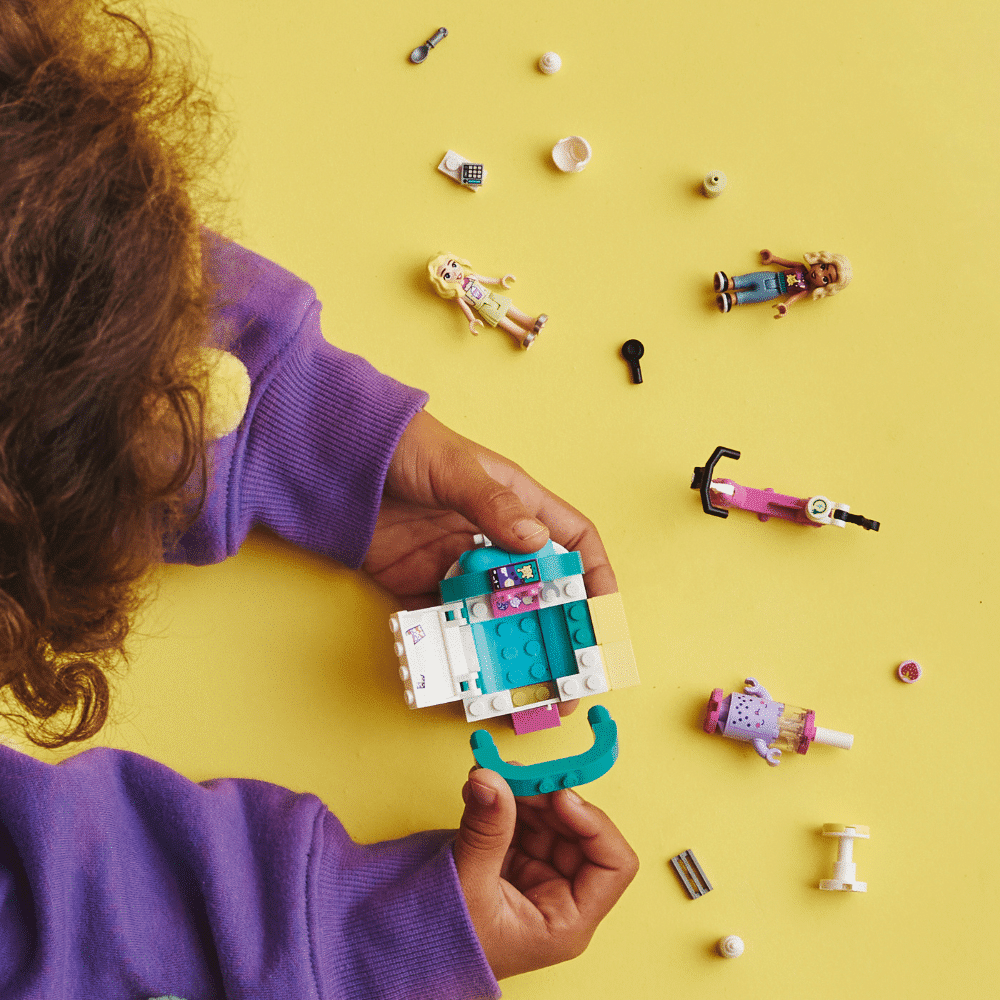 LEGO Friends: Mobile Bubble Tea Shop (41733)