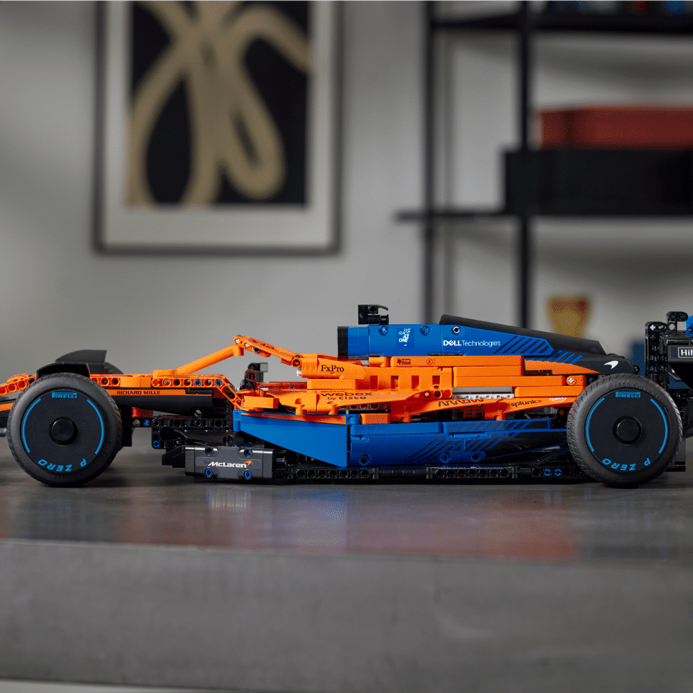 LEGO Technic: McLaren Formula 1 Race Car (42141)