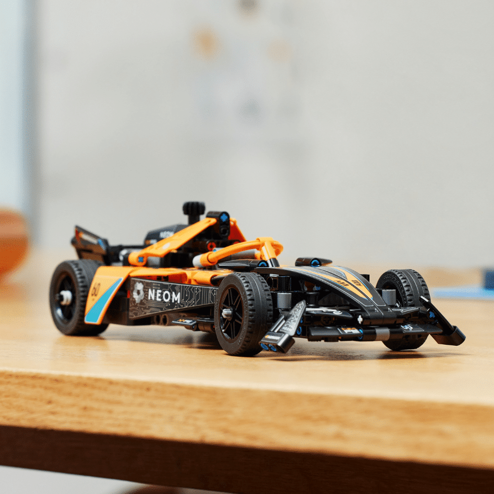 LEGO Technic: NEOM McLaren Formula E Race Car (42169)