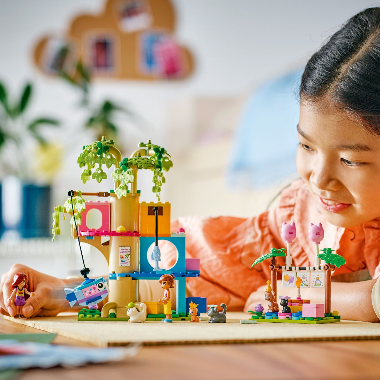 LEGO Friends: Cat Birthday Party & Tree House (42666)