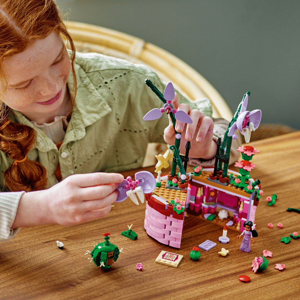 LEGO Disney: Encanto Isabela's Flowerpot (43237)