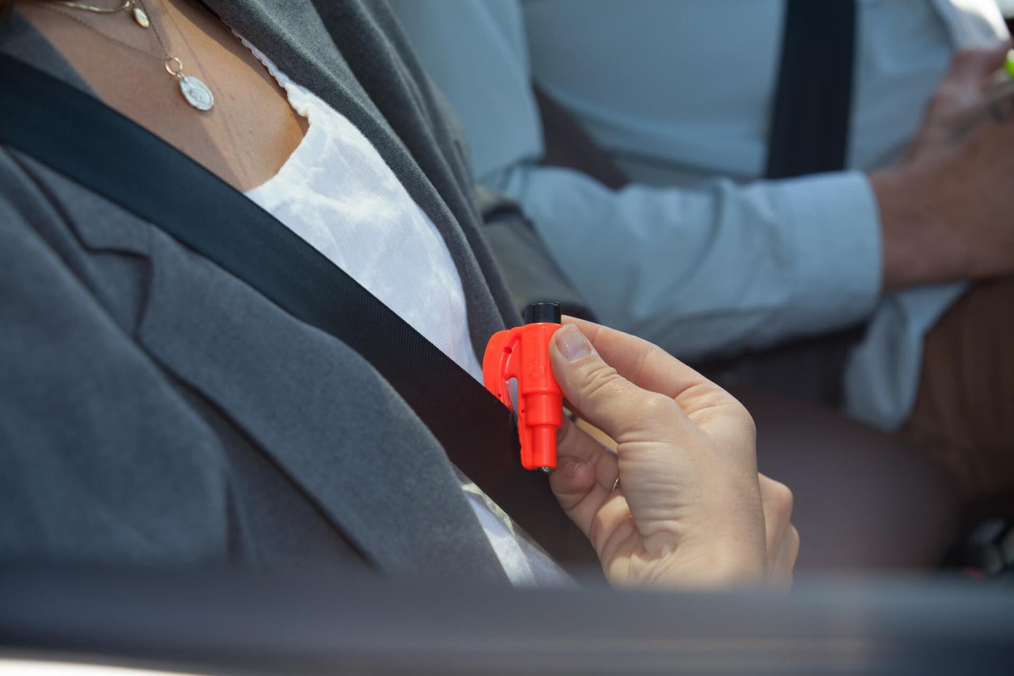 resqme® Car Escape Tool, Seatbelt Cutter / Window Breaker - Blue