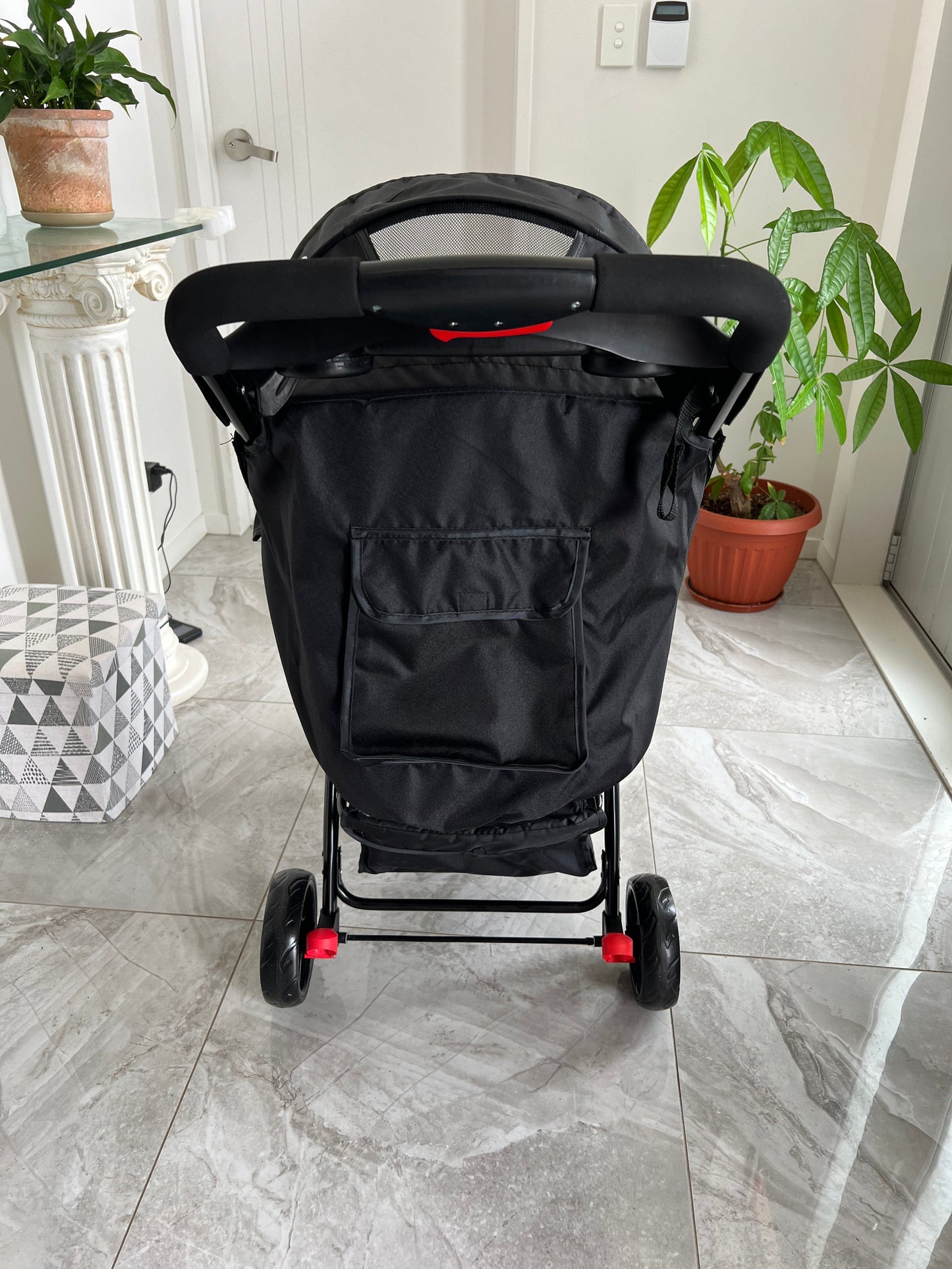 The Jogger - Agile 3-Wheel Compact Stroller + Food Tray + Parents Tray