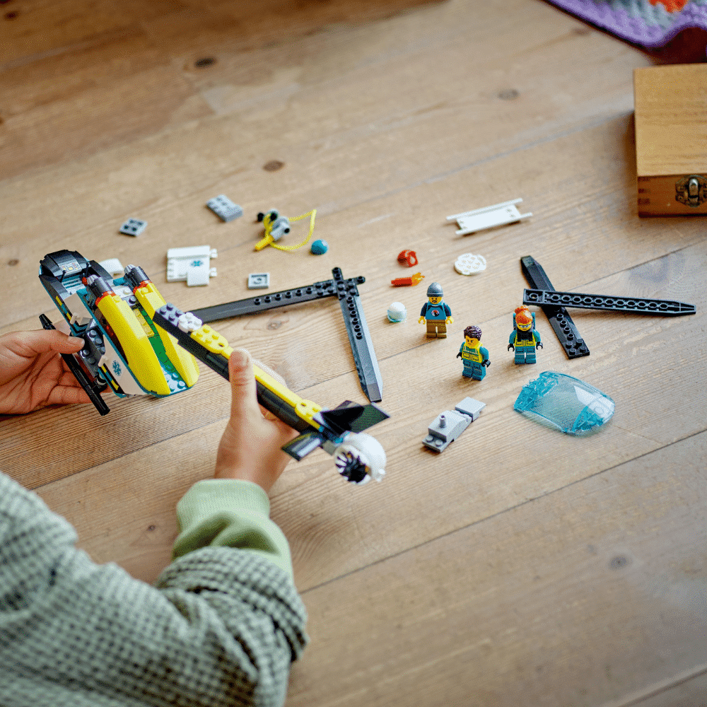 LEGO CITY: Emergency Rescue Helicopter (60405)