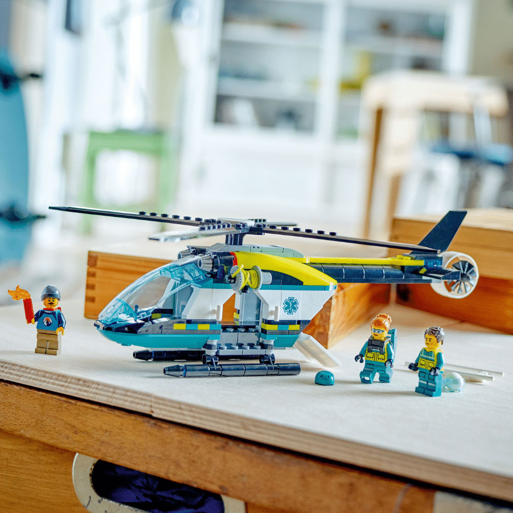 LEGO CITY: Emergency Rescue Helicopter (60405)