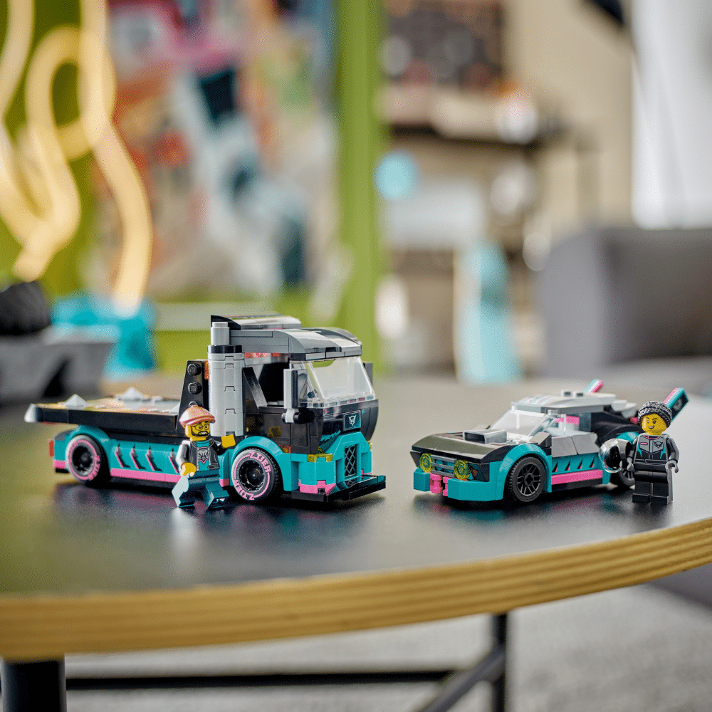 LEGO CITY: Race Car and Car Carrier Truck (60406)
