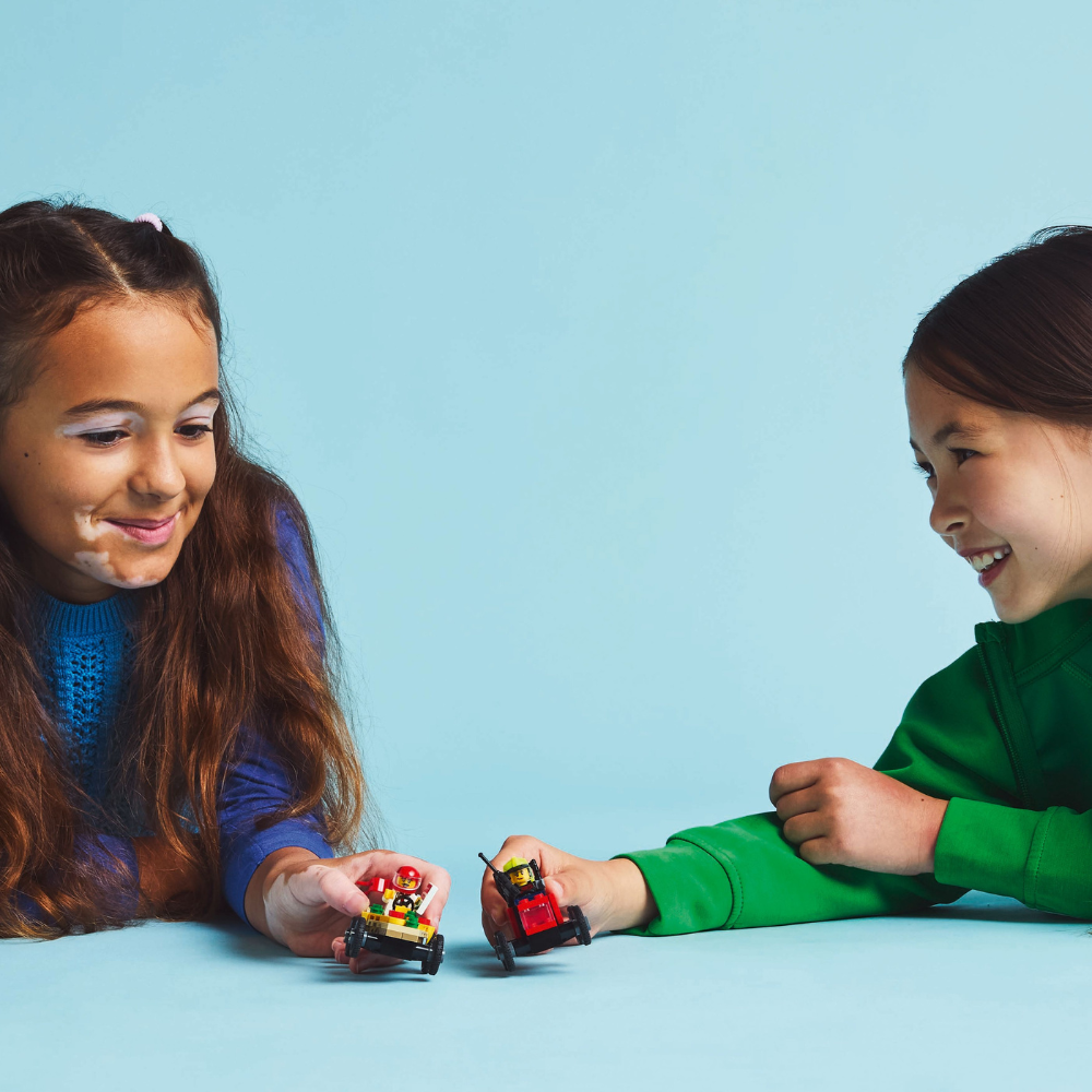 LEGO CITY: Pizza vs. Fire Truck Race Car Pack (60458)