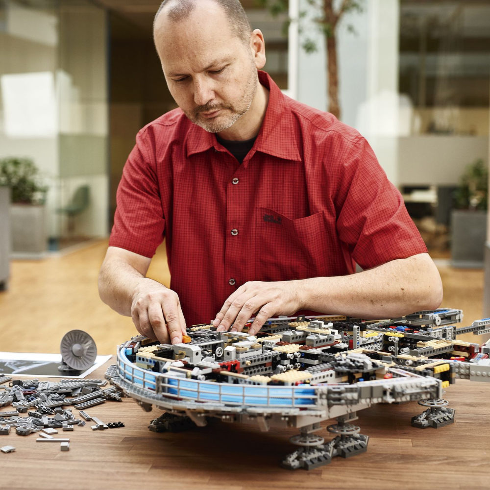LEGO Star Wars: Millennium Falcon (75192)