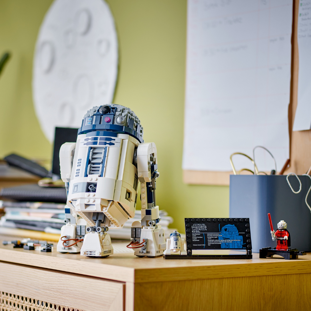 LEGO Star Wars: R2-D2 (75379)