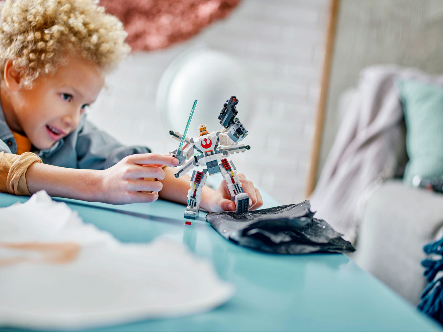 LEGO Star Wars: Luke Skywalker X-Wing Mech (75390)