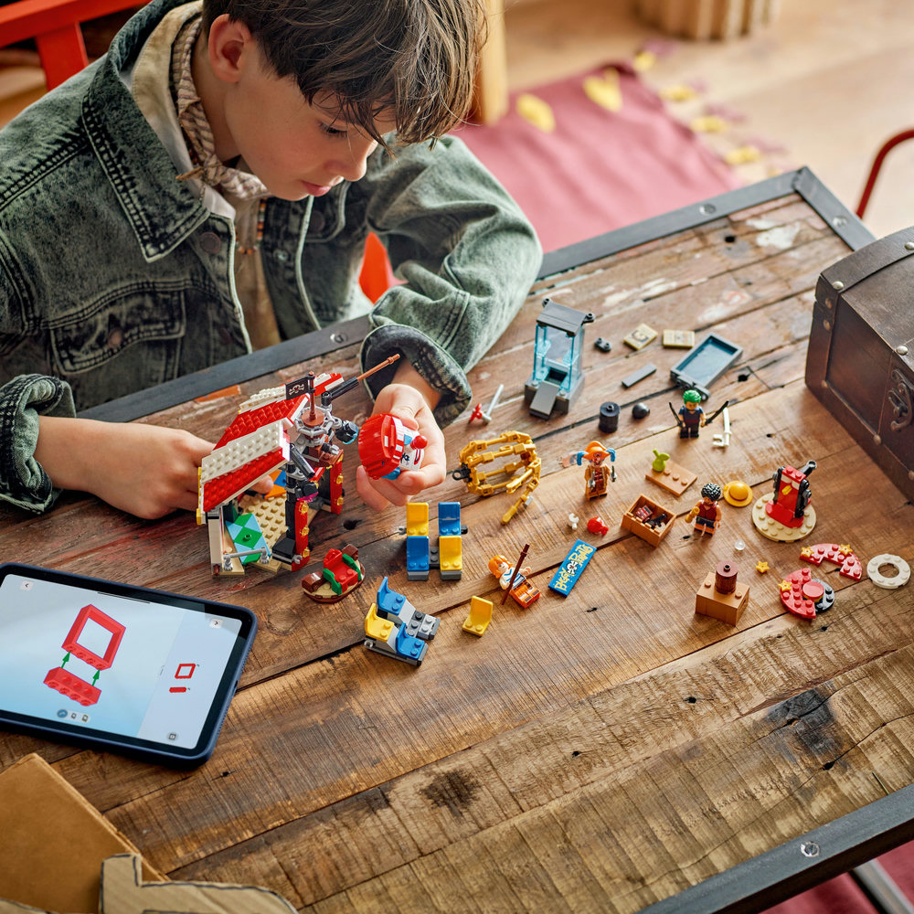 LEGO ONE PIECE Buggy the Clowns Circus Tent (75637)