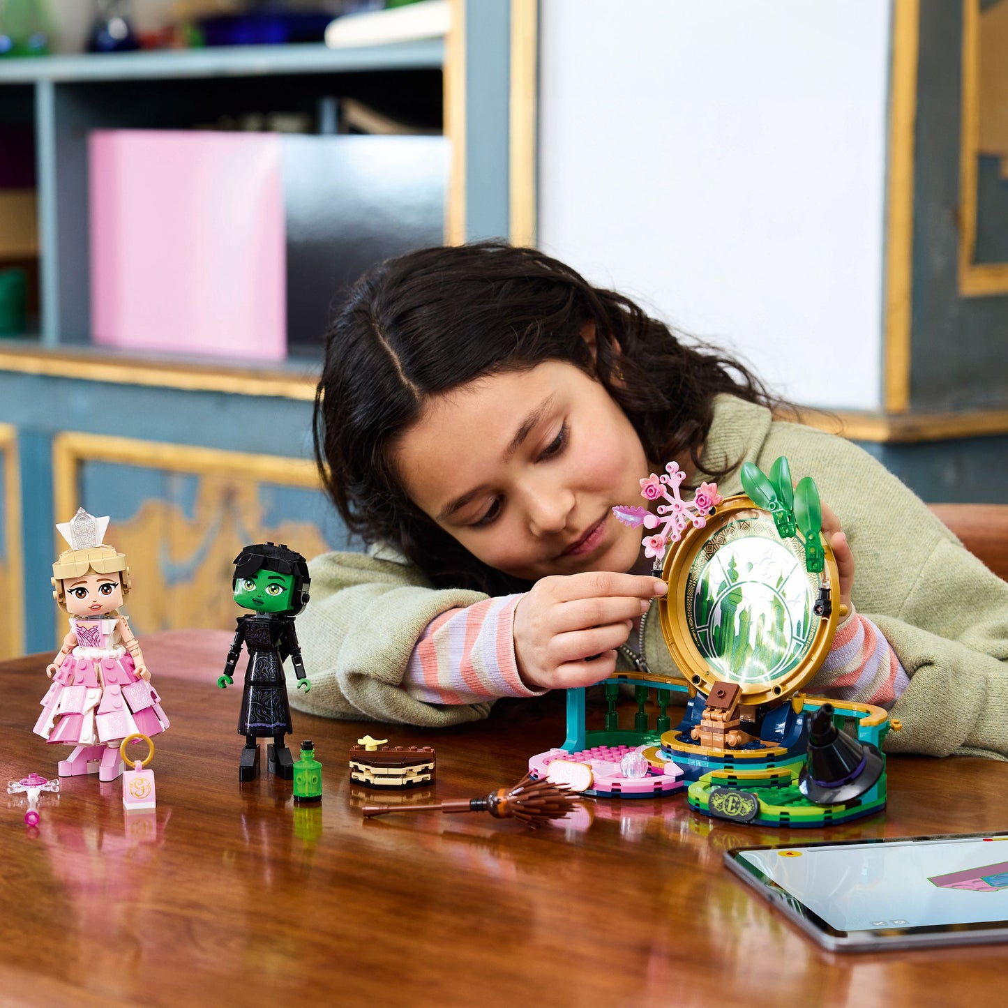 LEGO Wicked: Elphaba & Glinda Figures (75682)
