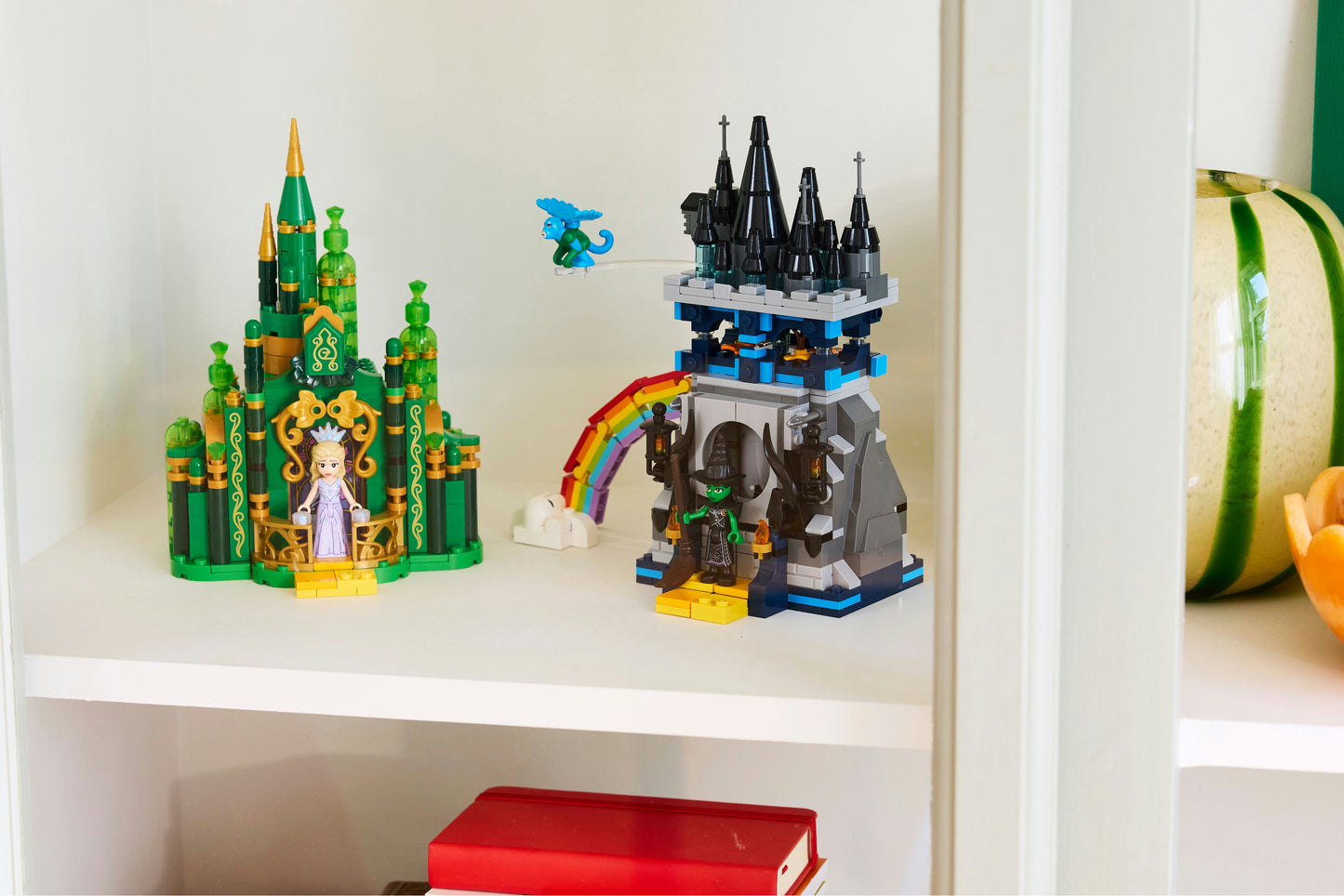 LEGO Wicked: Emerald City & Kiamo Ko Castle (75689)