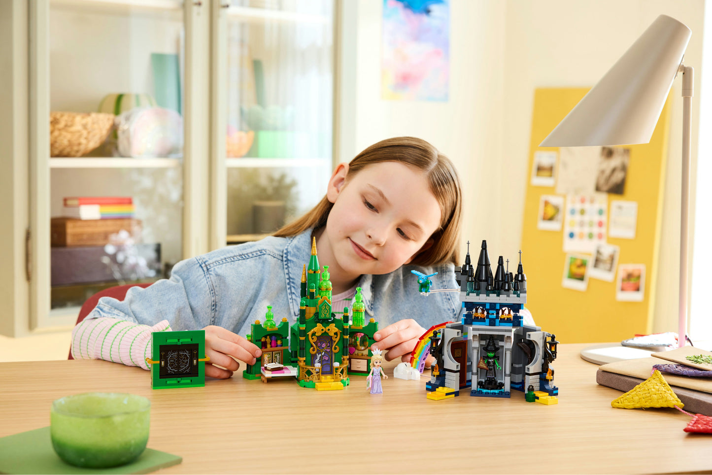 LEGO Wicked: Emerald City & Kiamo Ko Castle (75689)