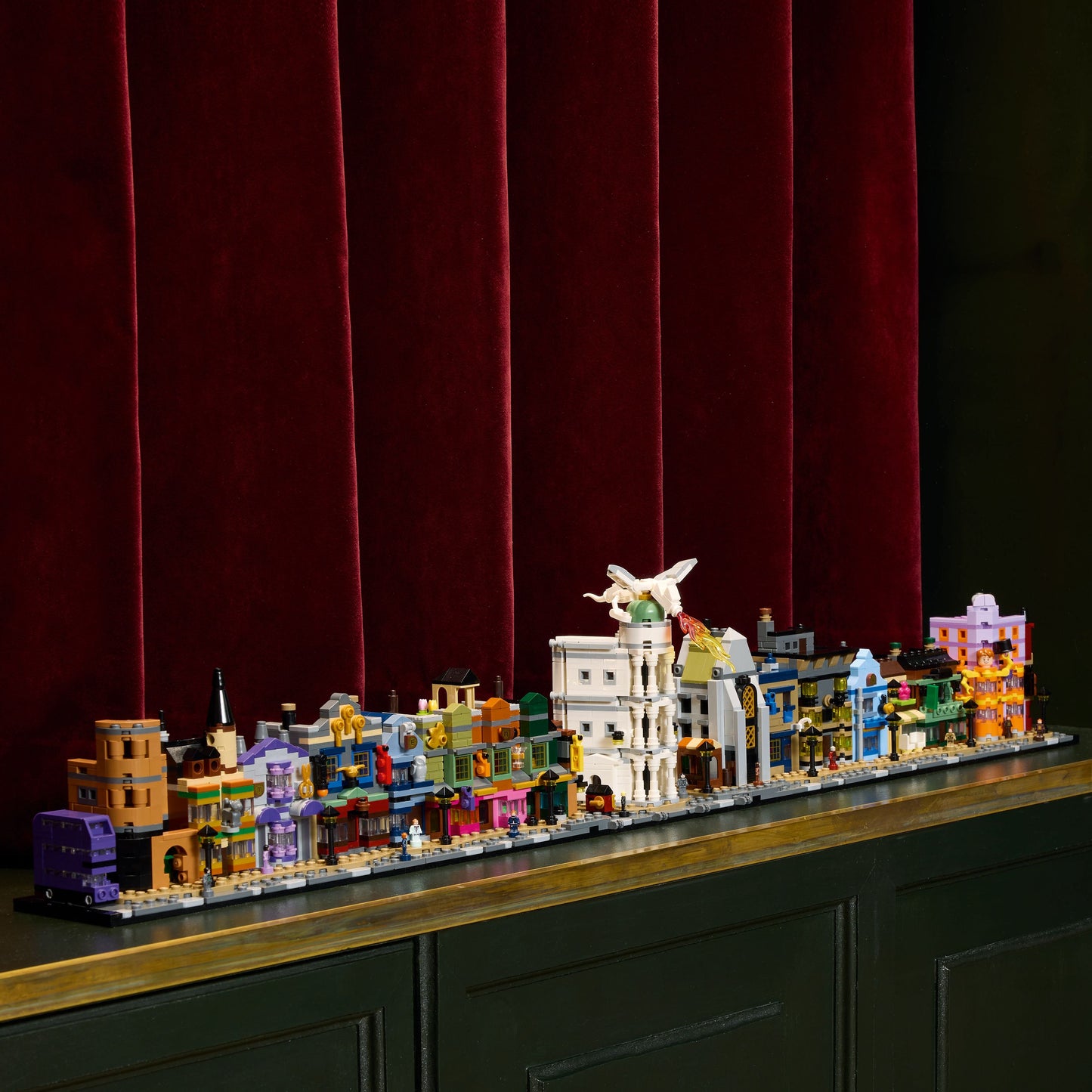 LEGO Harry Potter: Diagon Alley Wizarding Shops (76444)