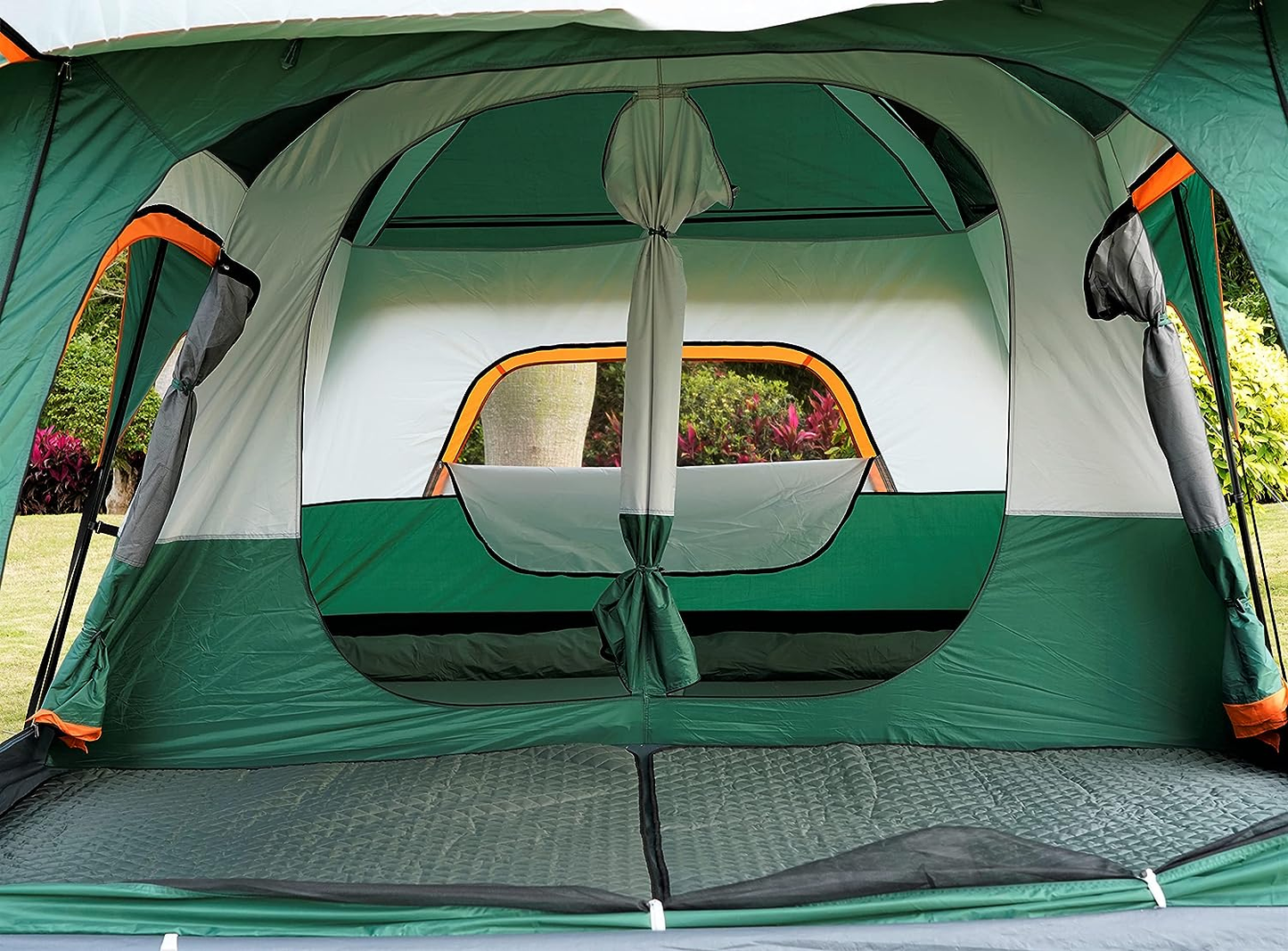 Silver Coated Tent Camping Tent 430x305x203cm - Green