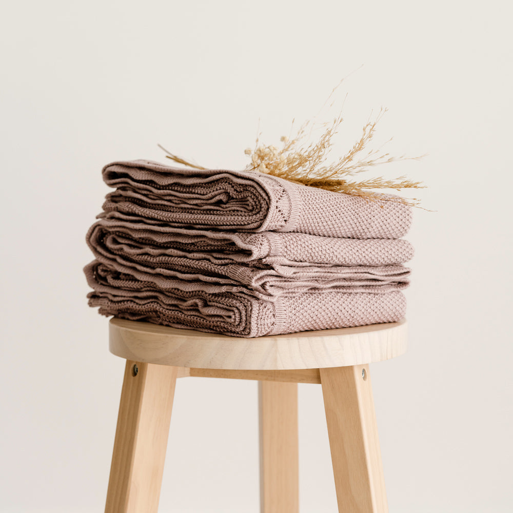 Heirloom Blanket | Scalloped Edge - Rosewood