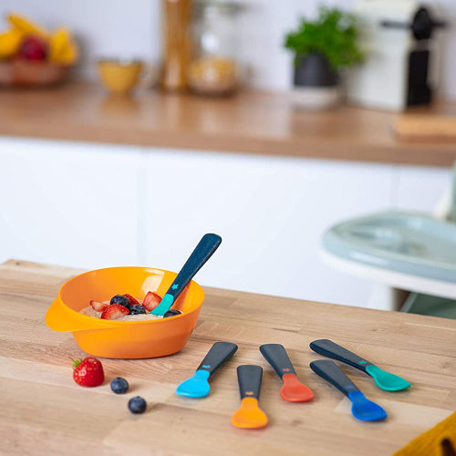 Tommee Tippee - Easigrip Self Feeding Spoons - 5 Pack