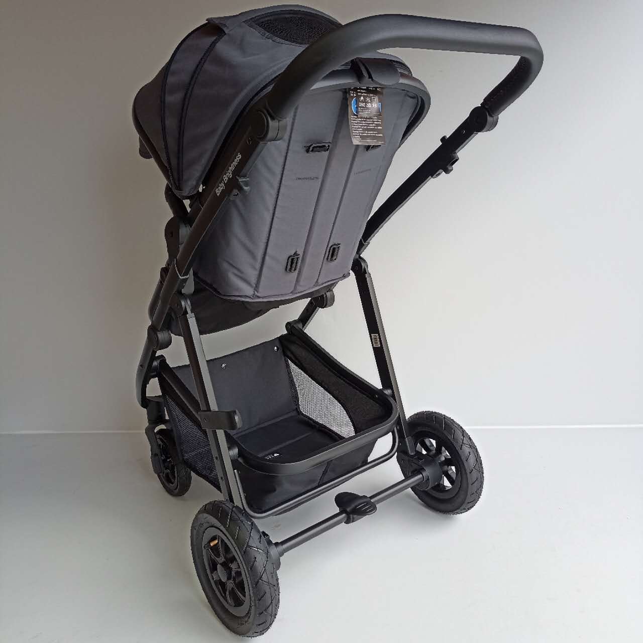 Baby Brightness Palms 2+ dark grey baby stroller with baby capsule
