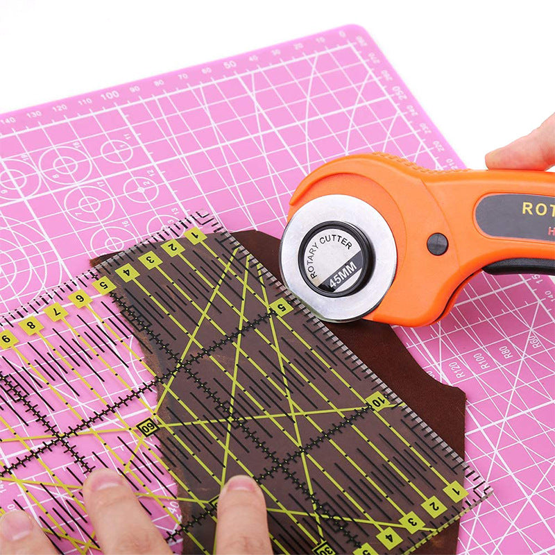 45mm Rotary Cutter with 10 Replacement Blades