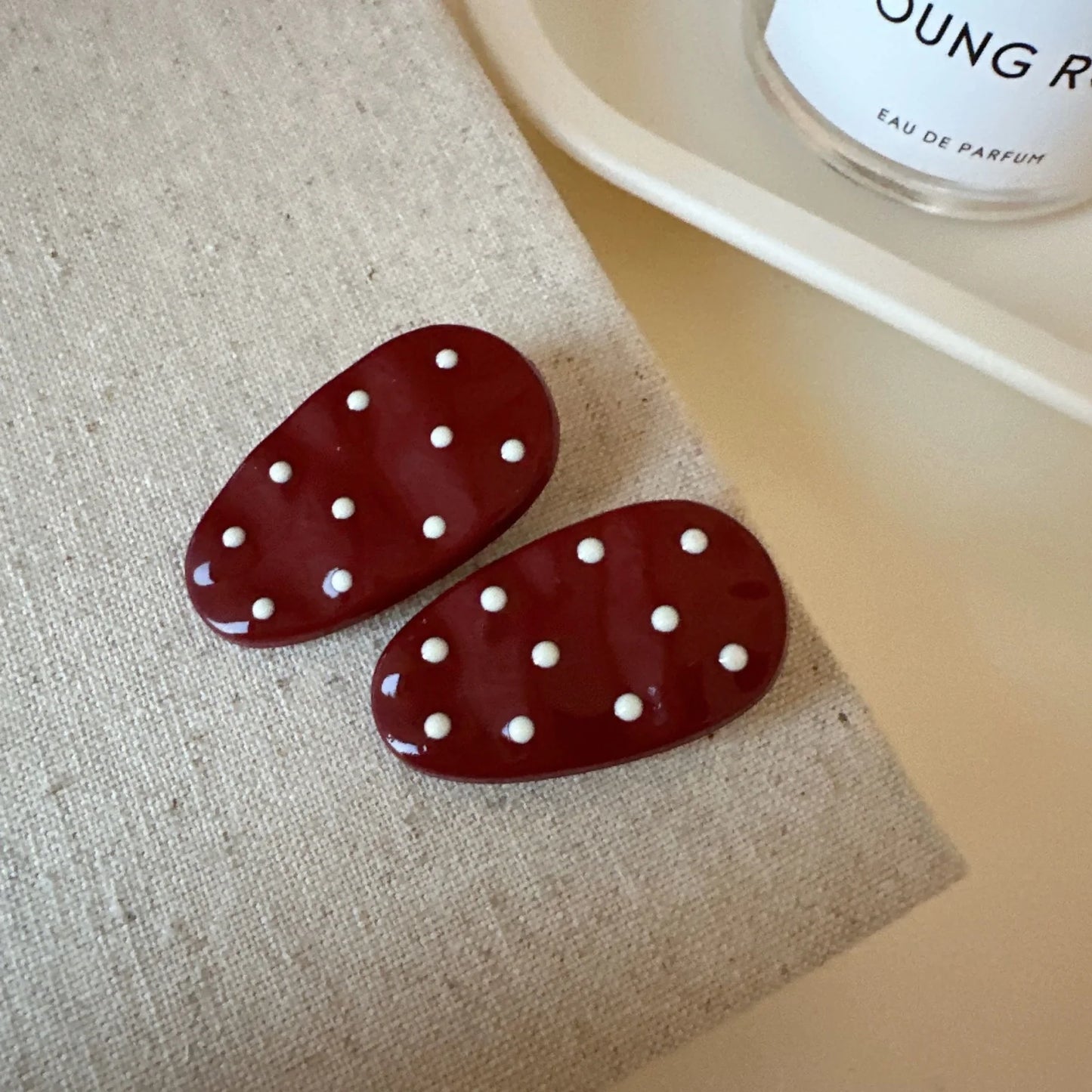 2-Piece Polka Dot Hair Clip Set – Colourful Oval Hair Accessories for Girls