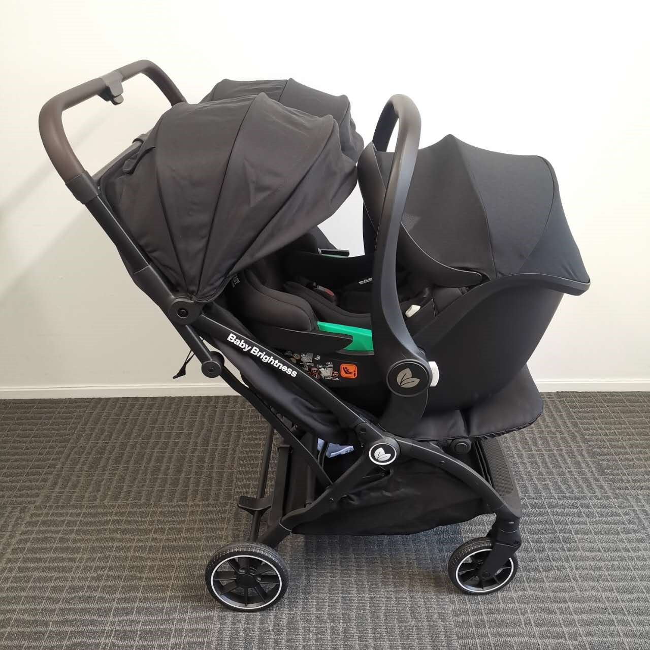 Double Pram – FlexGo Duo with Infant Capsule and Rotating ISOFIX Base(Black)