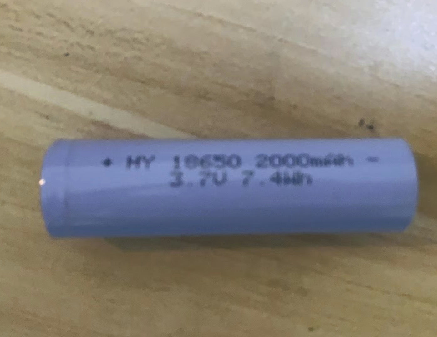 18650 2000mAh 3.7V Rechargeable 18650 Li-ion Battery