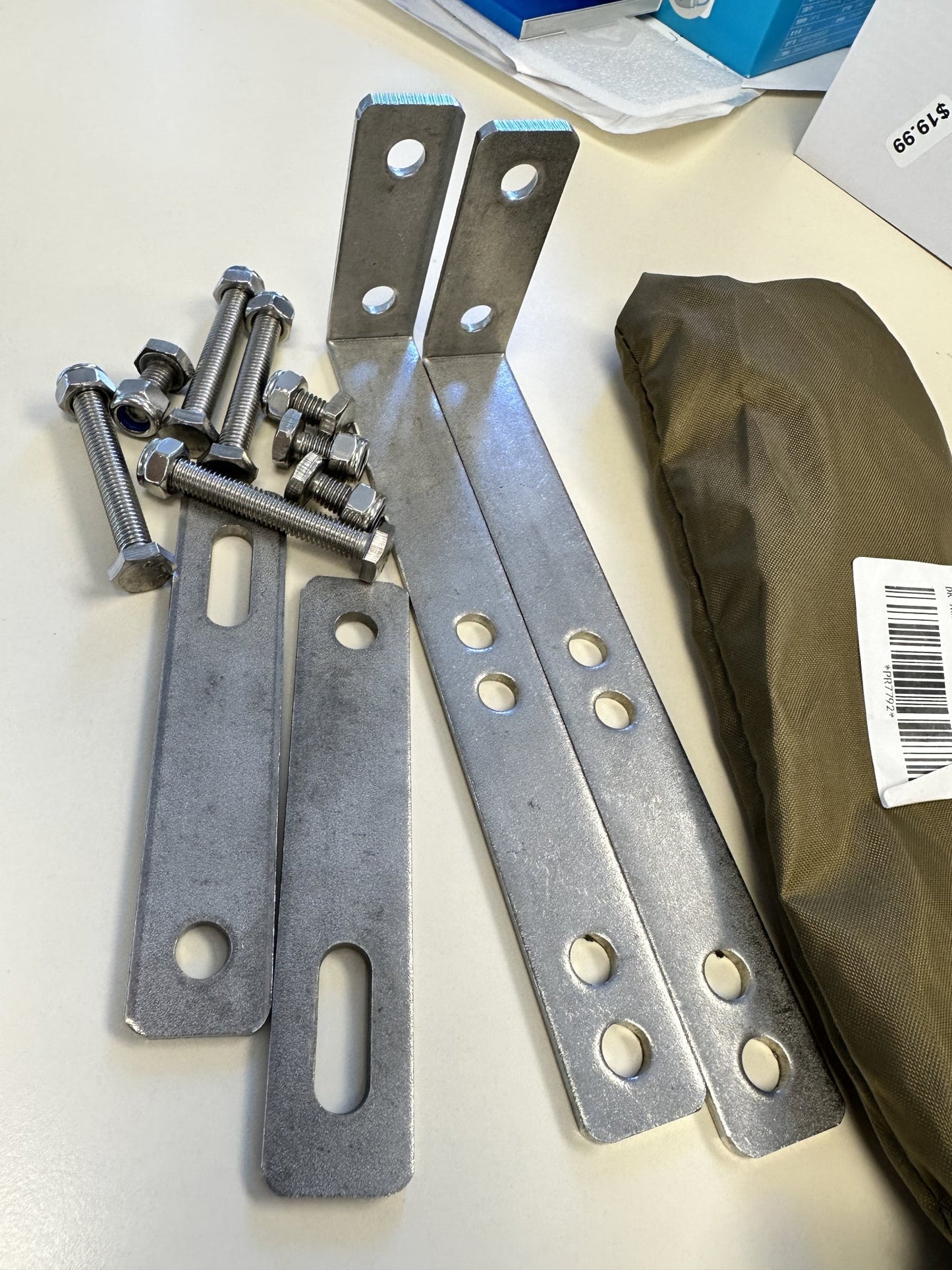 Sturdy Universal Mounting Hardware for Car Awning Accessories Shelter Bracket Kit