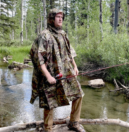 Camouflage Rain Poncho Hooded Waterproof Camo Raincoat for Hunting Hiking Camping Fishing