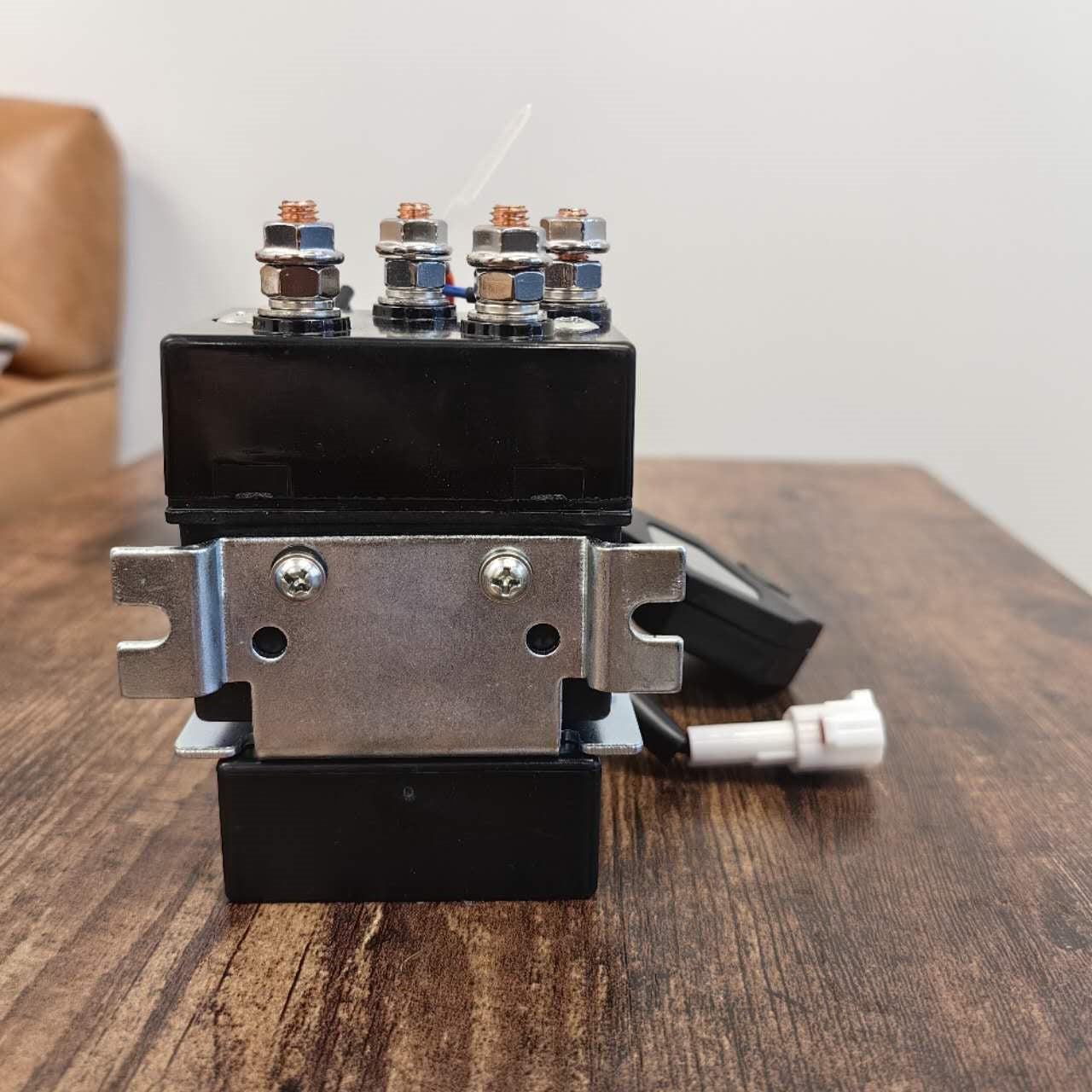 500A 12V Winch Solenoid with Remote Suitable upto 5000lbs