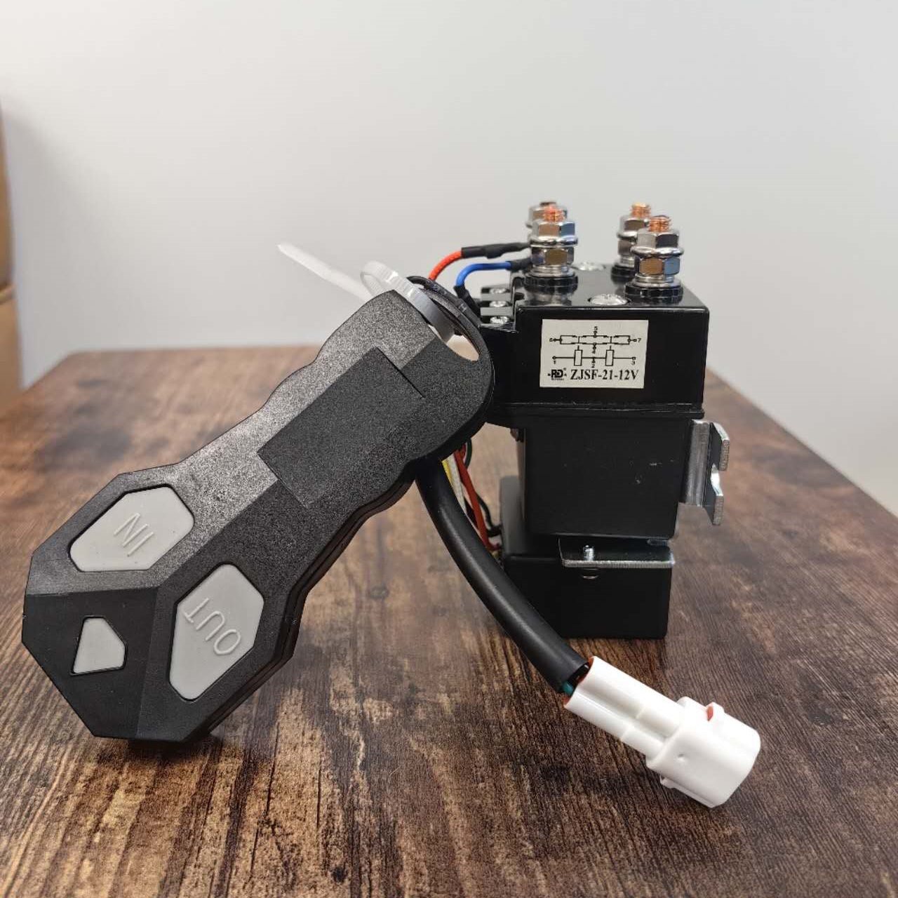500A 12V Winch Solenoid with Remote Suitable upto 5000lbs