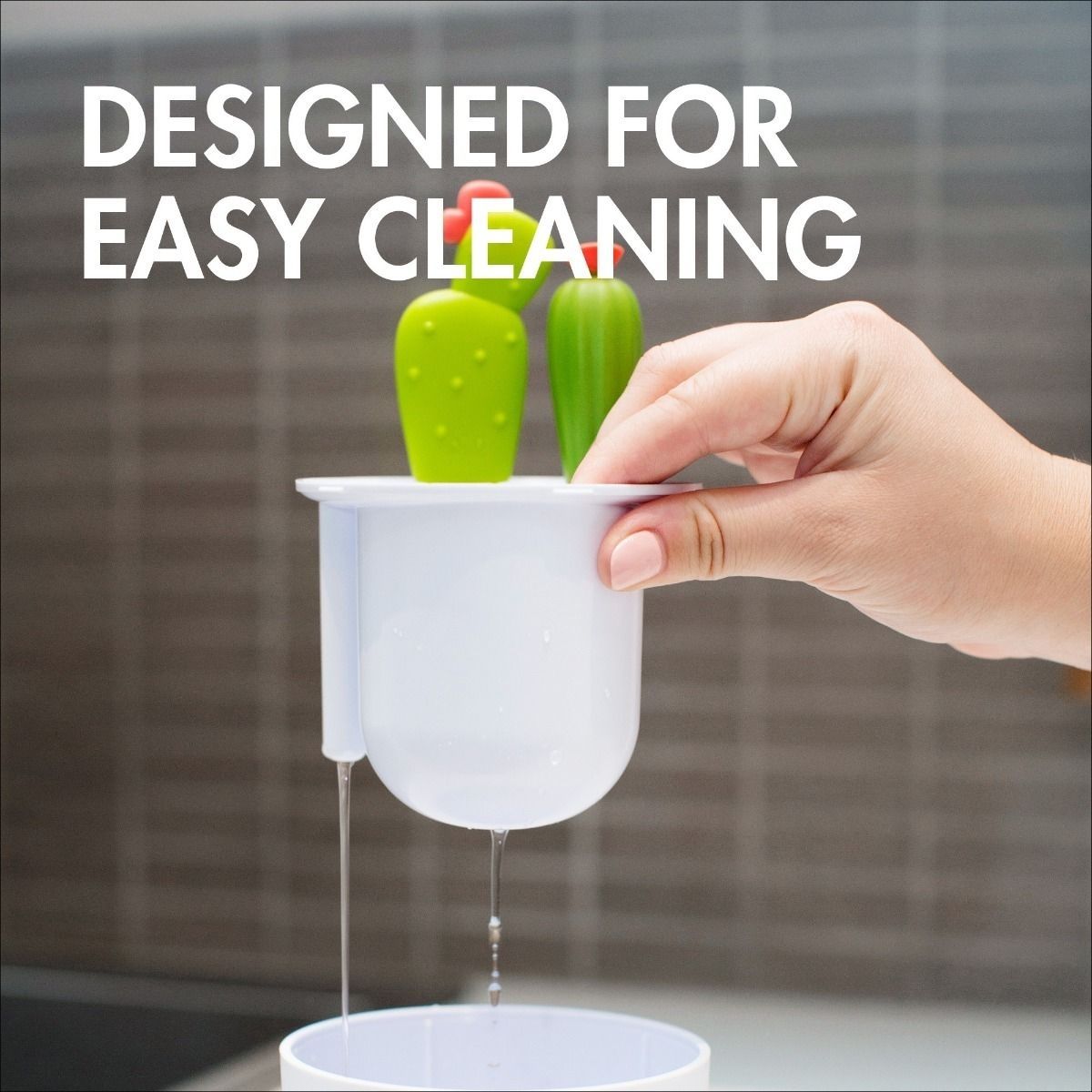 A part of the set, makes it easy for cleaning the brushes.