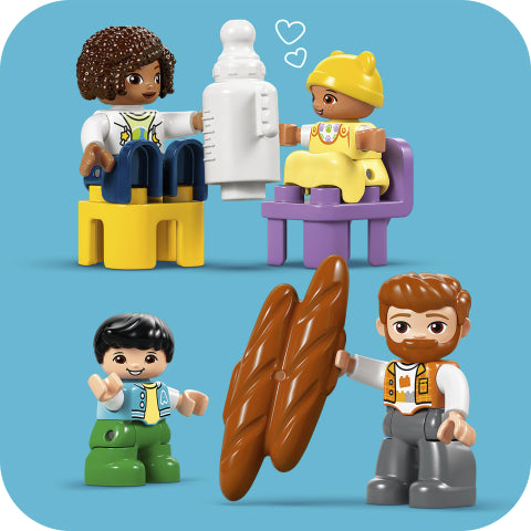 LEGO DUPLO: Town 3 in 1 Modern Family House with Figures (10470)