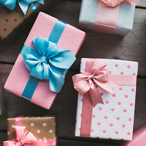 Sleepytot Online Wrapped Items , Add a Card and Message and Wrap your package