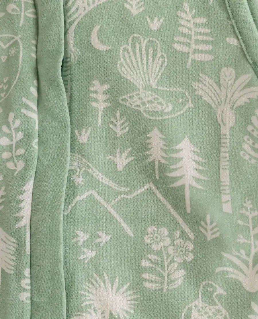 Woolbabe 3-Seasons Front Zip Sleeping Bag - MOSS WILDERNESS - Babyonline