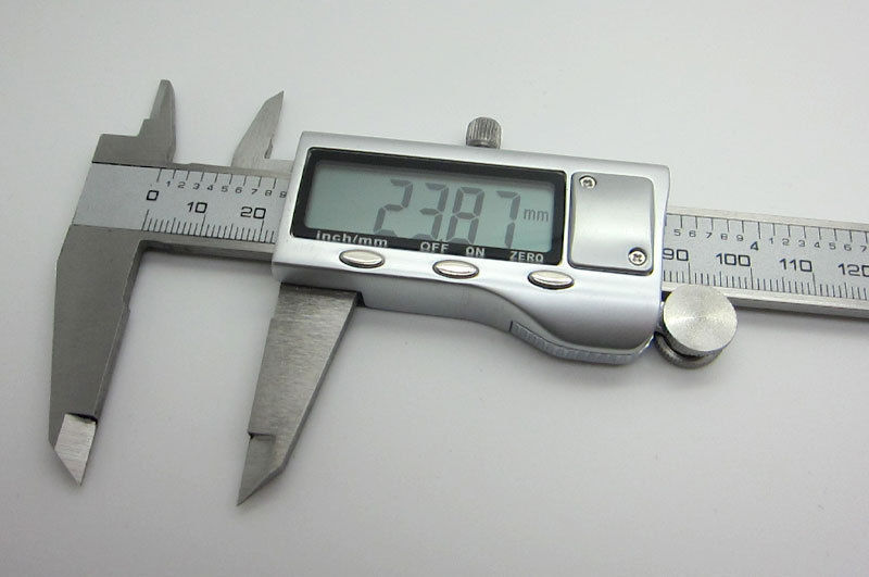 150mm Stainless Steel Electronic Digital Vernier Caliper Depth Measurement