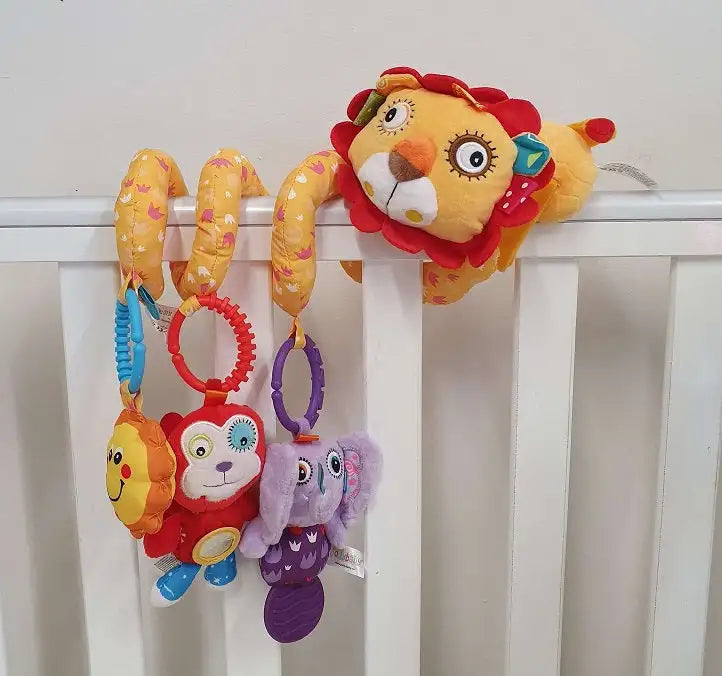 Crib Activity Spiral - LION - Babyonline
