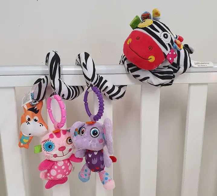 Crib Activity Spiral - ZEBRA - Babyonline