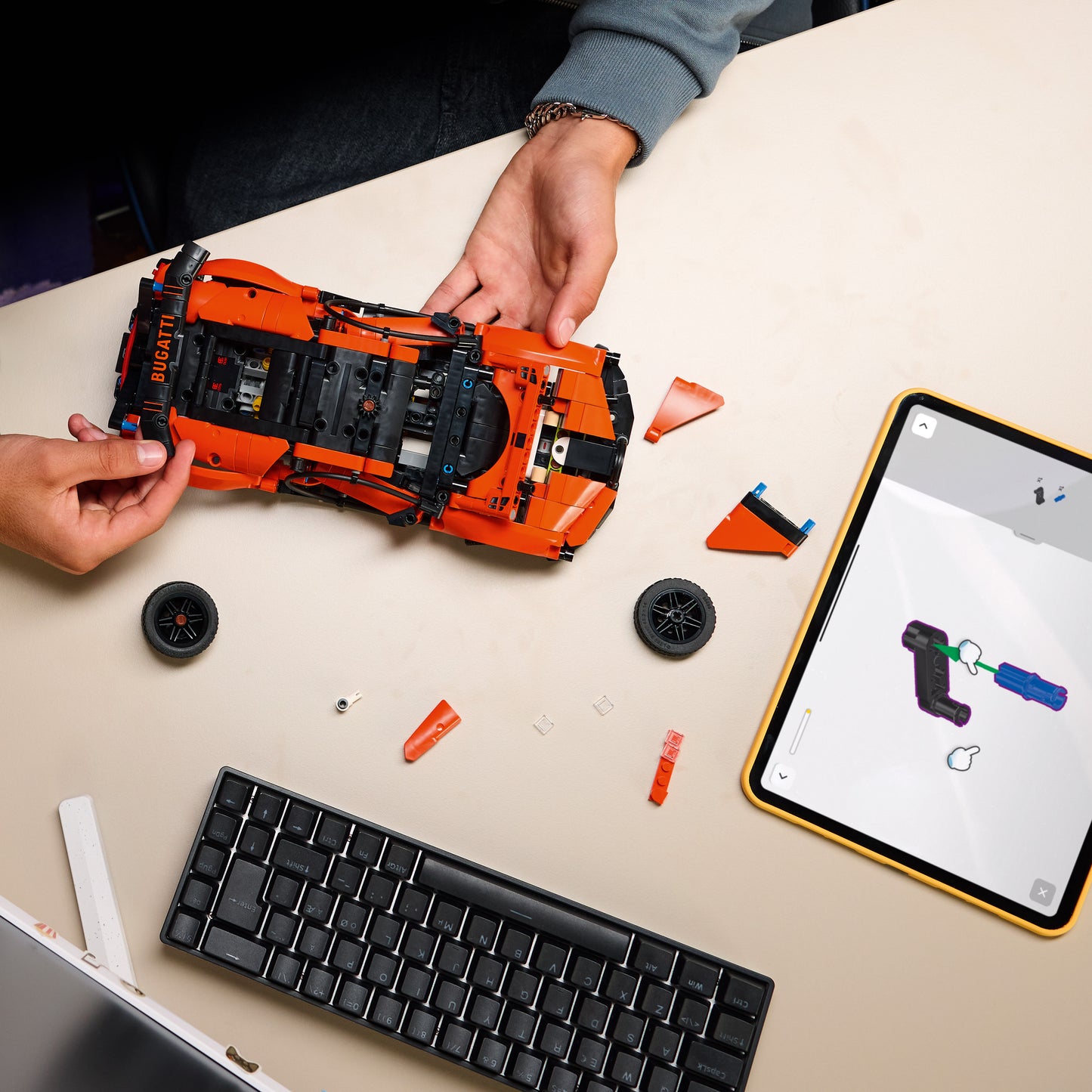 LEGO Technic: Bugatti Chiron Pur Sport Hypercar (42222)
