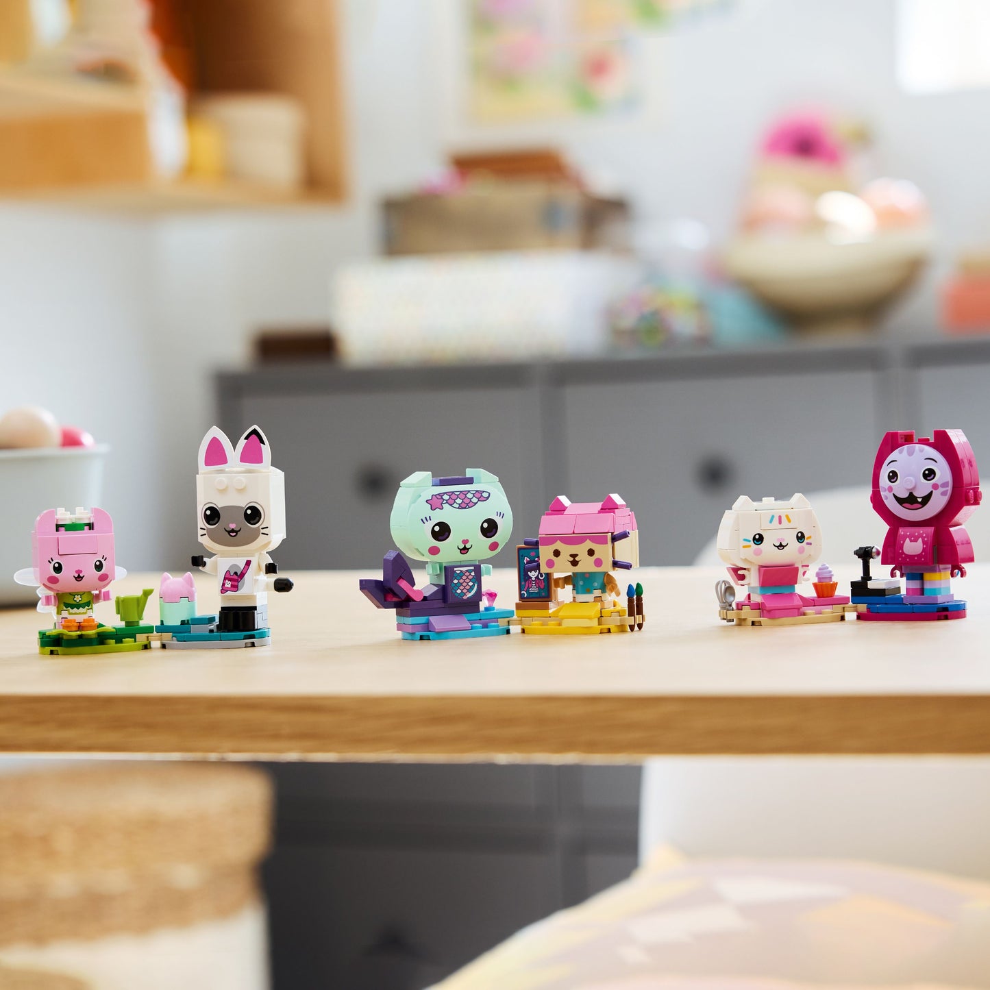 LEGO Gabbys Dollhouse: Gabbys Brick-Built Cat Friends (11215)