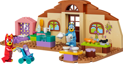 LEGO Bluey: School with Rusty and Bluey (11221)