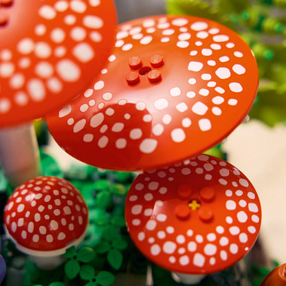 LEGO Botanicals: Woodland Mushrooms (11505)