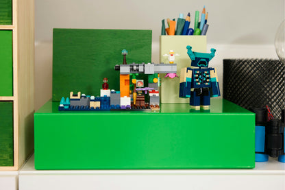 LEGO Minecraft: The Warden Encounter (21274)