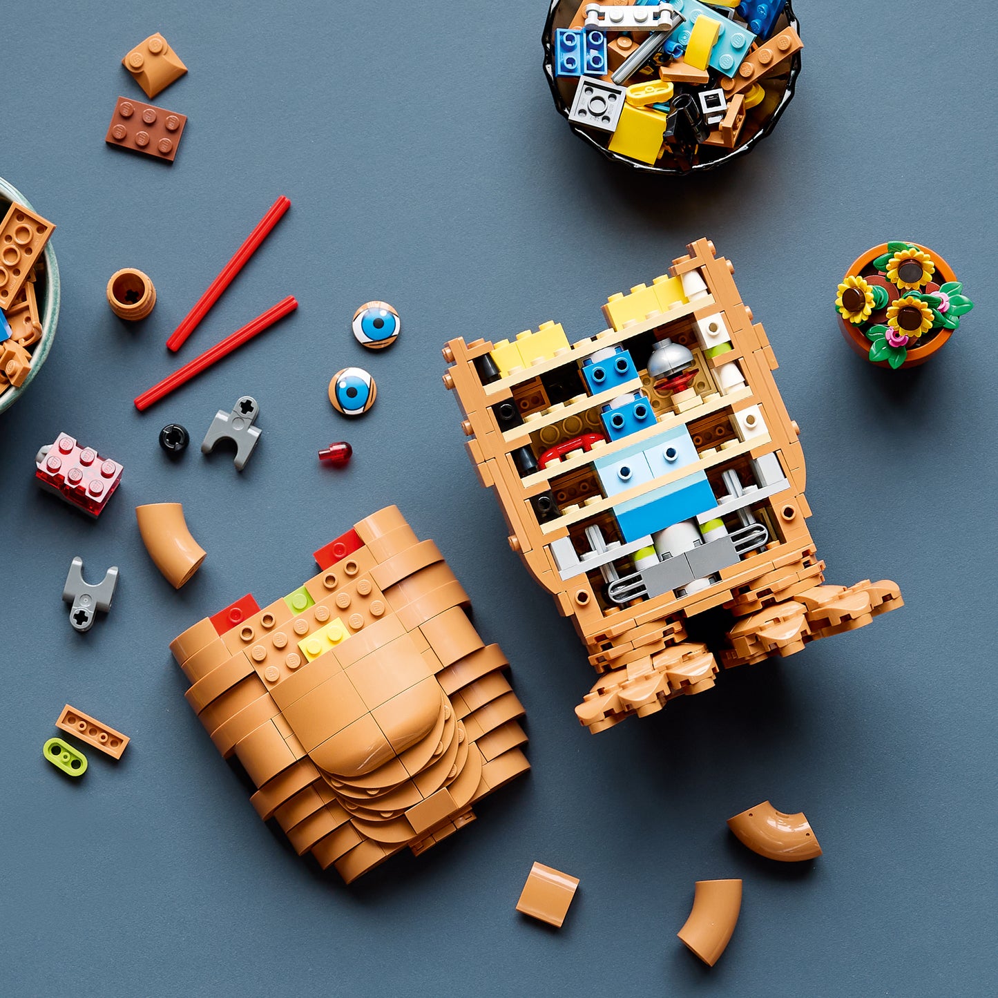 LEGO Ideas: E.T. the Extra Terrestrial (21370)